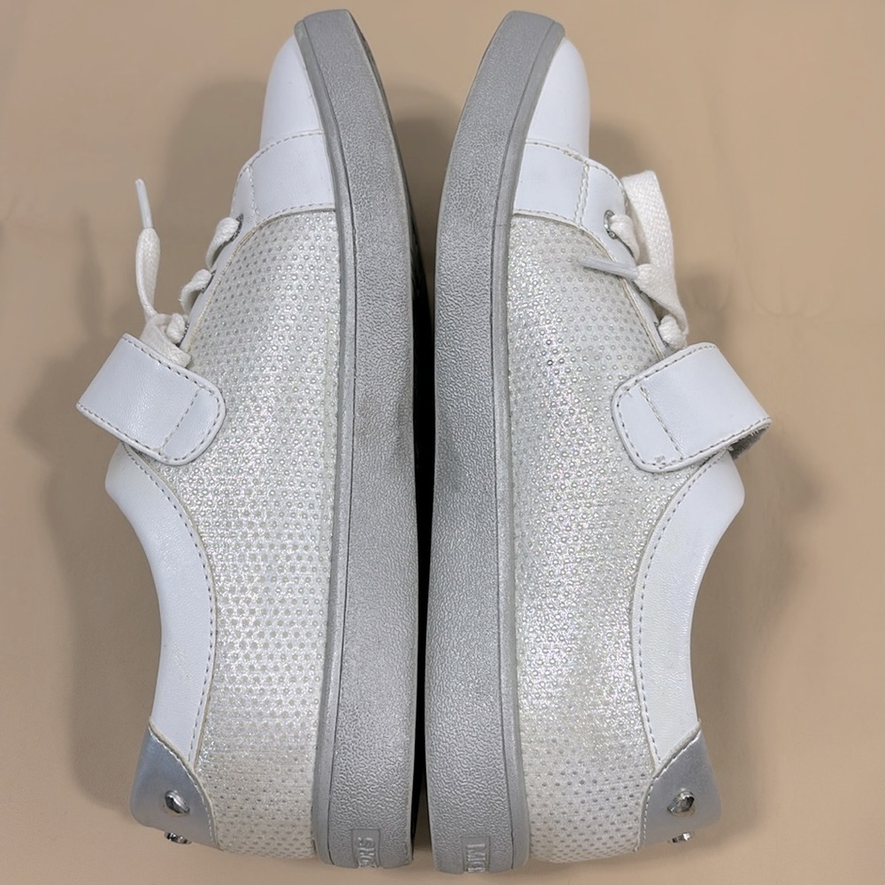 Michael Kors girls shoes with Velcro and laces​​​​​​​​​ - Picture 4 of 11